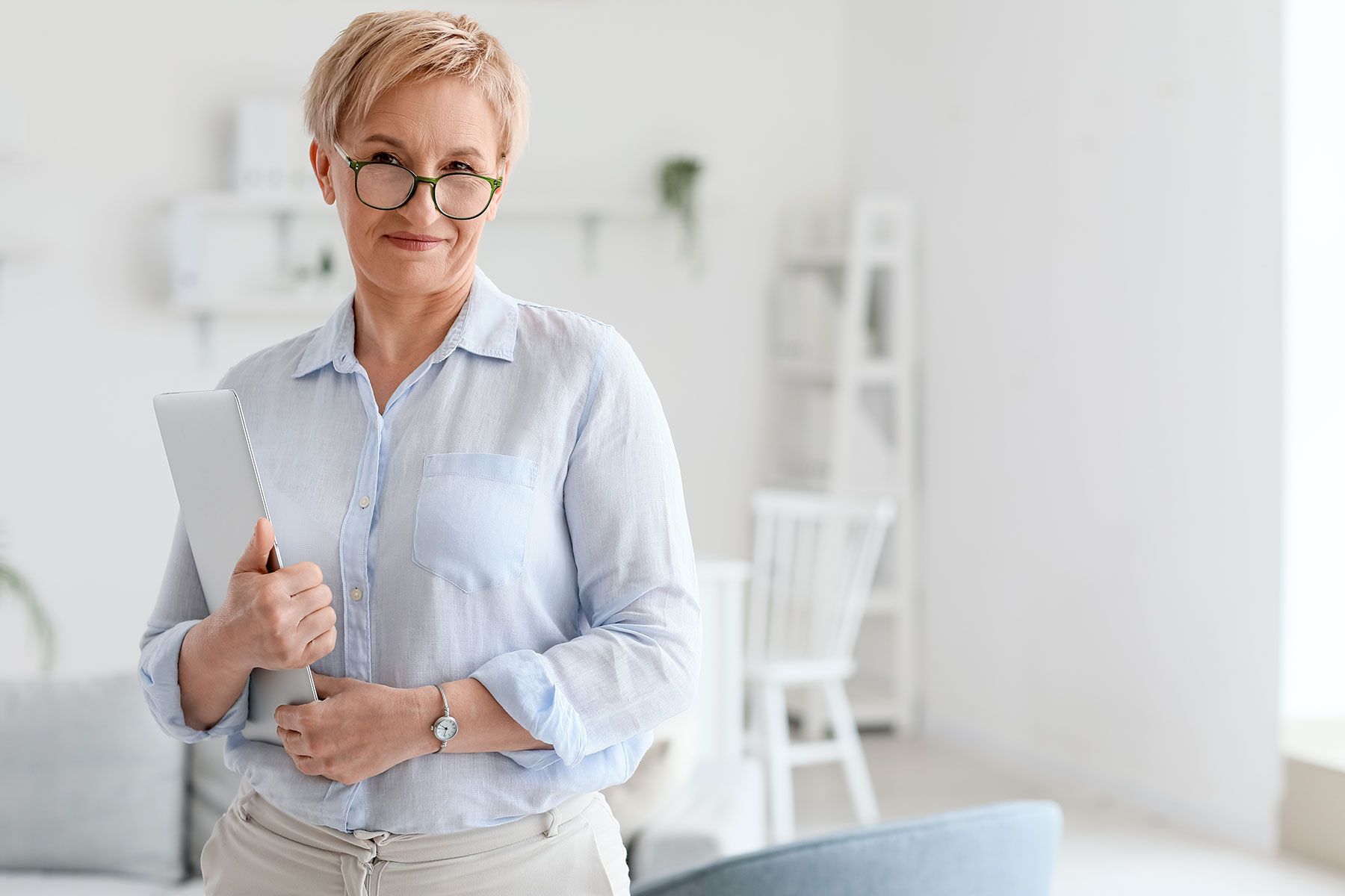 a woman makes a career change upon learning mental health jobs are in high demand